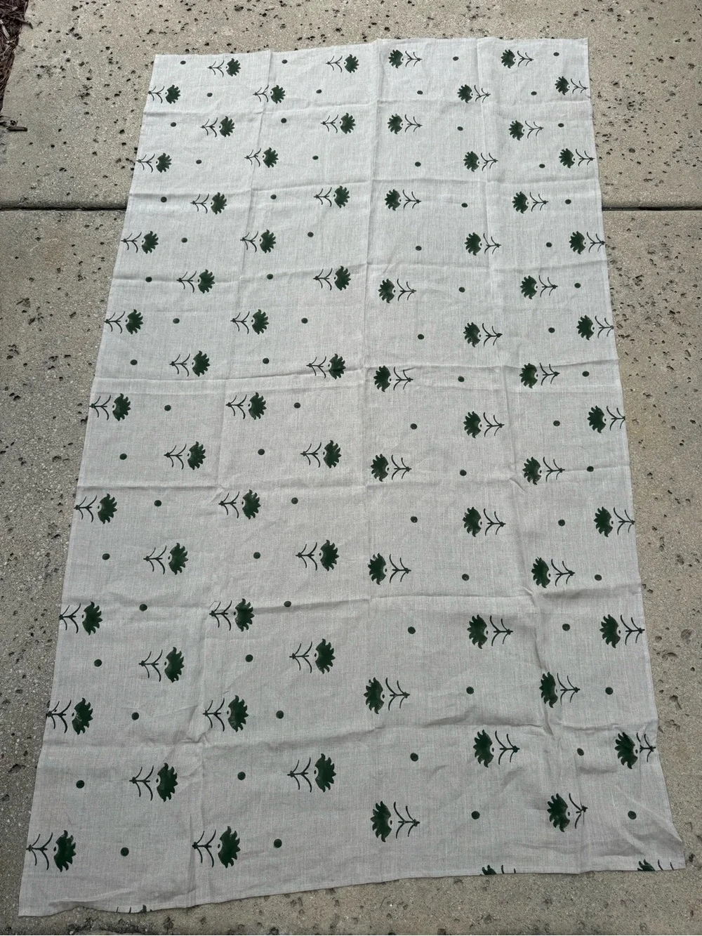 New🌟Terrain- Pari Olive Linen Tablecloth-Olive